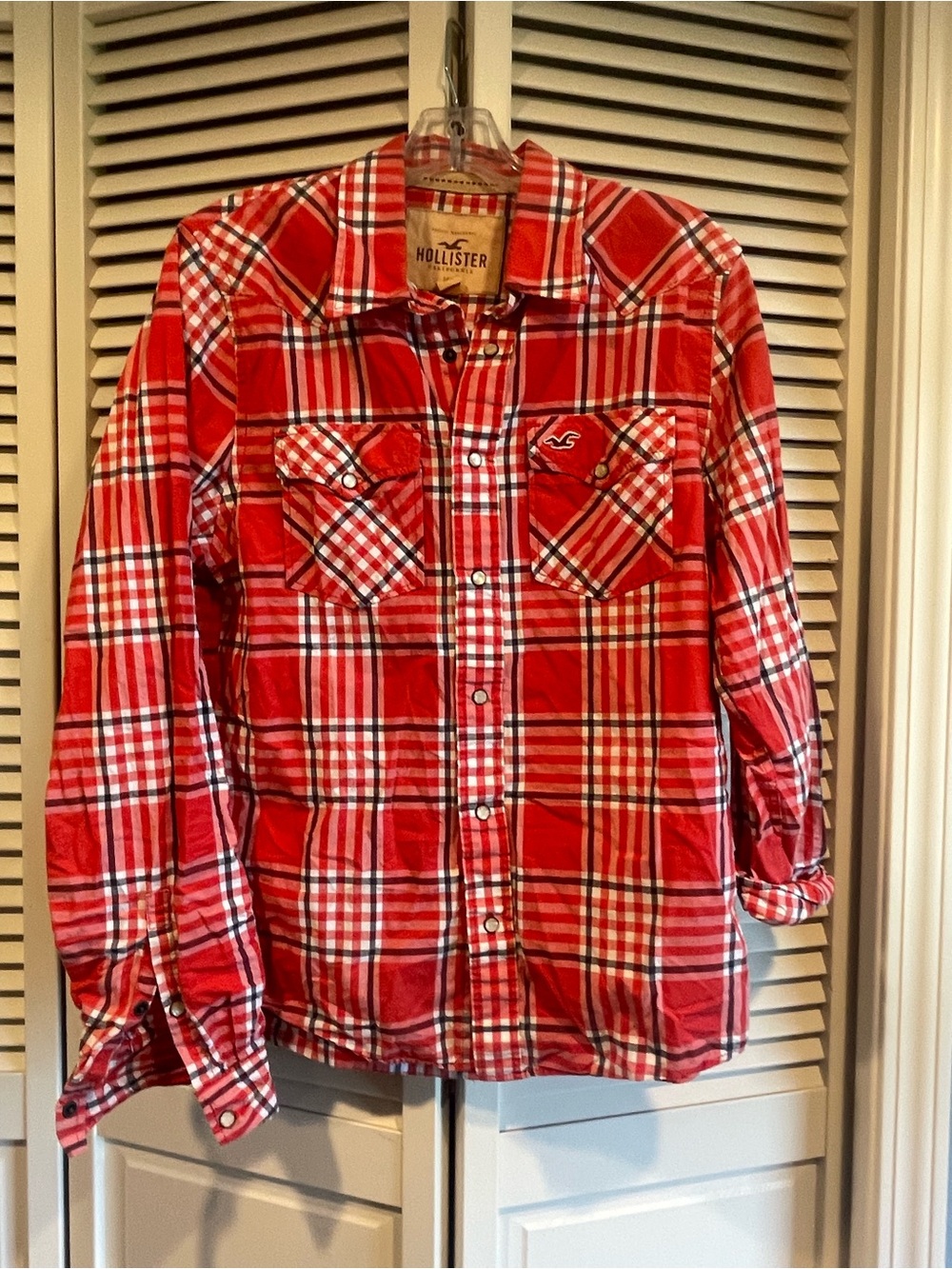 Hollister Red and White Plaid Button-Down Shirt